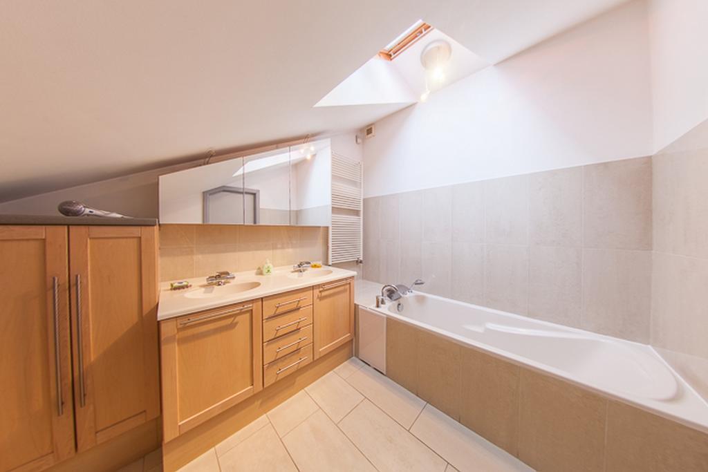 Mansard Apartment Antonovicha 4 Kiev Exterior foto