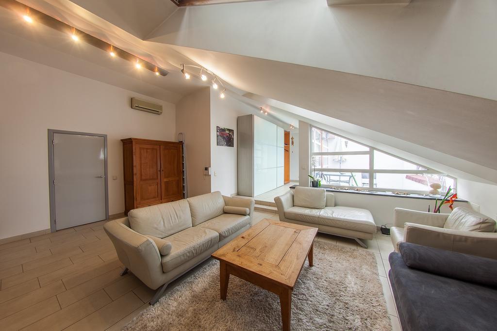 Mansard Apartment Antonovicha 4 Kiev Exterior foto